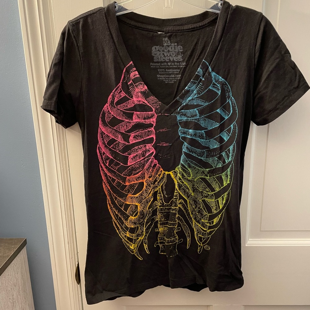 Skeleton tee